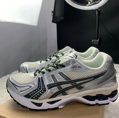 ASICS Gel-Kayano Style Silver Black Mesh